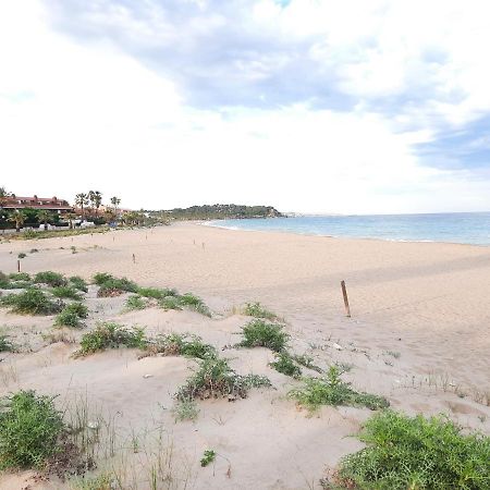 Cosy House With Garden Infront Of The Sea Creixell Exterior foto